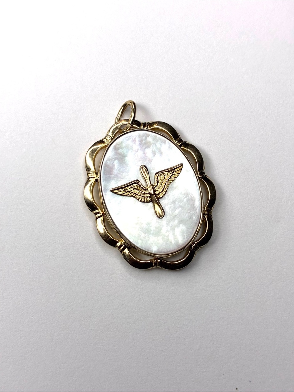 Vintage WWII US Army Air Corps Mother of Pearl Sweetheart Locket Pendant